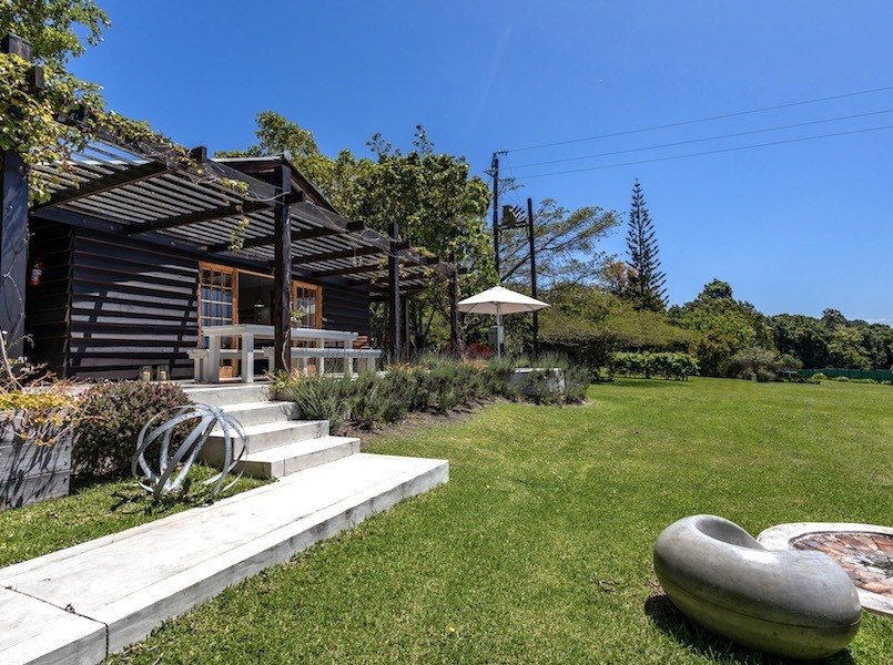 Veranda and fire pit